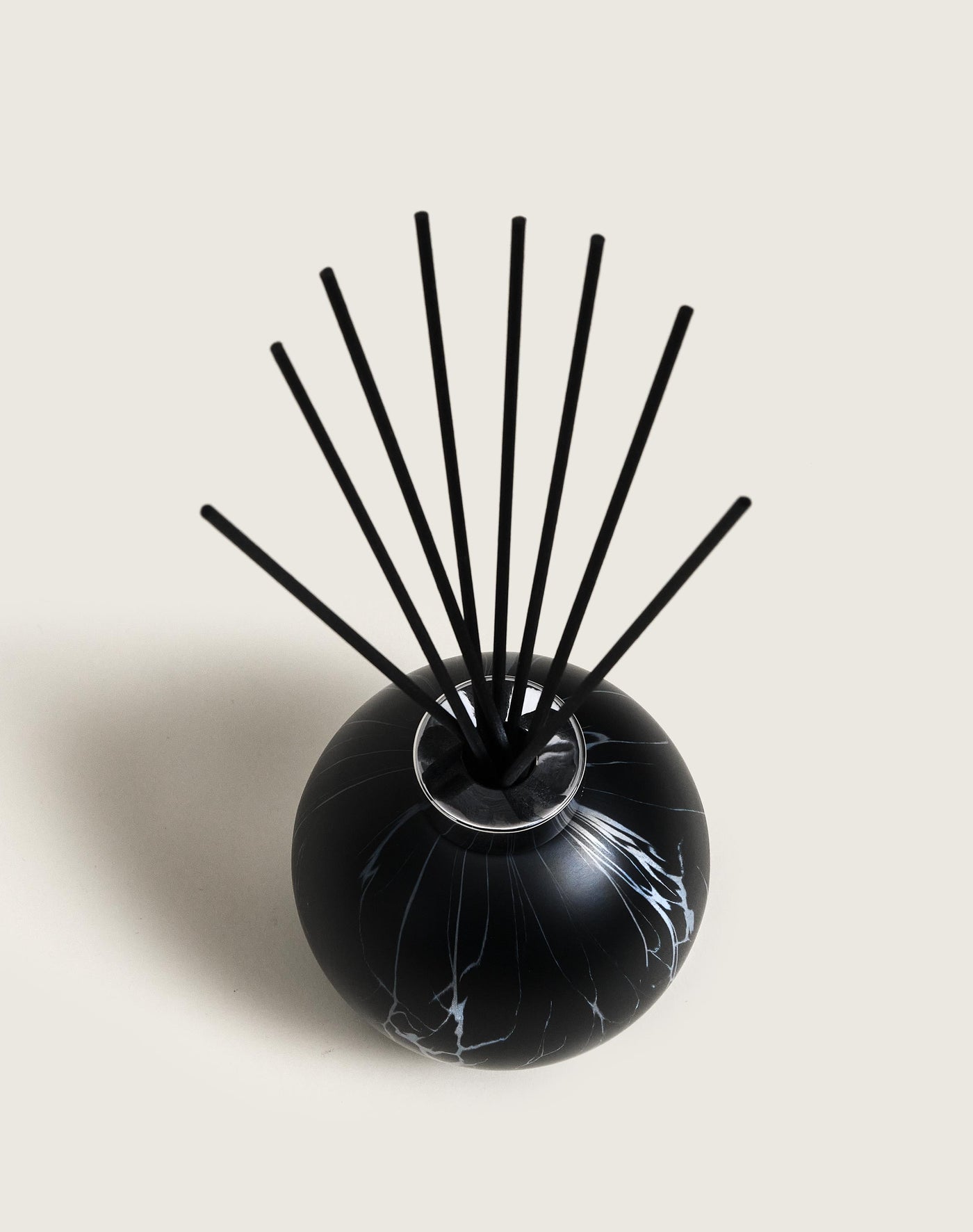 Black Marbled Scented Bouquet