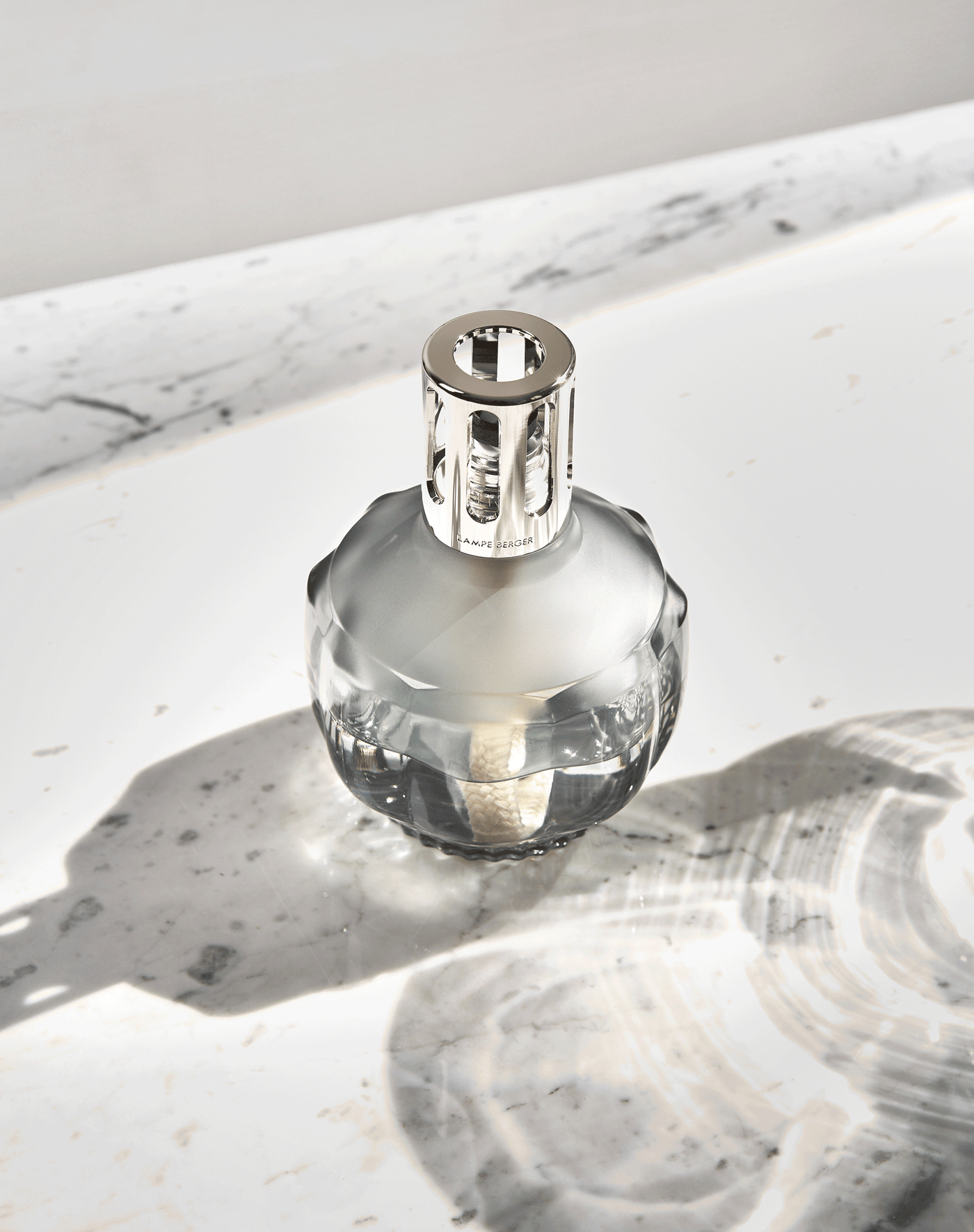 Grey Molecule Lamp Berger