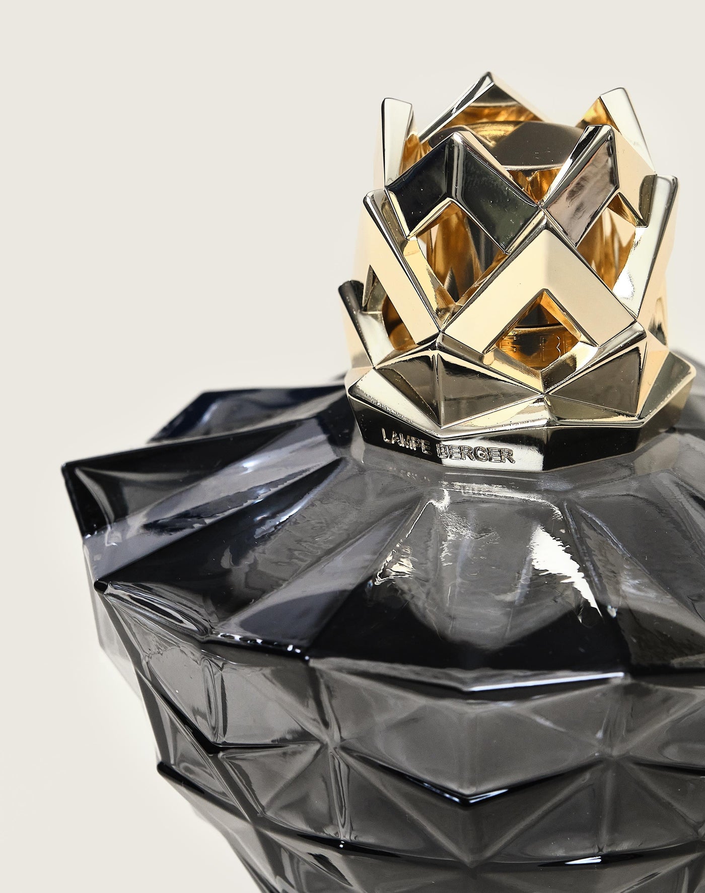 Black Kali Lamp Berger Gift Pack