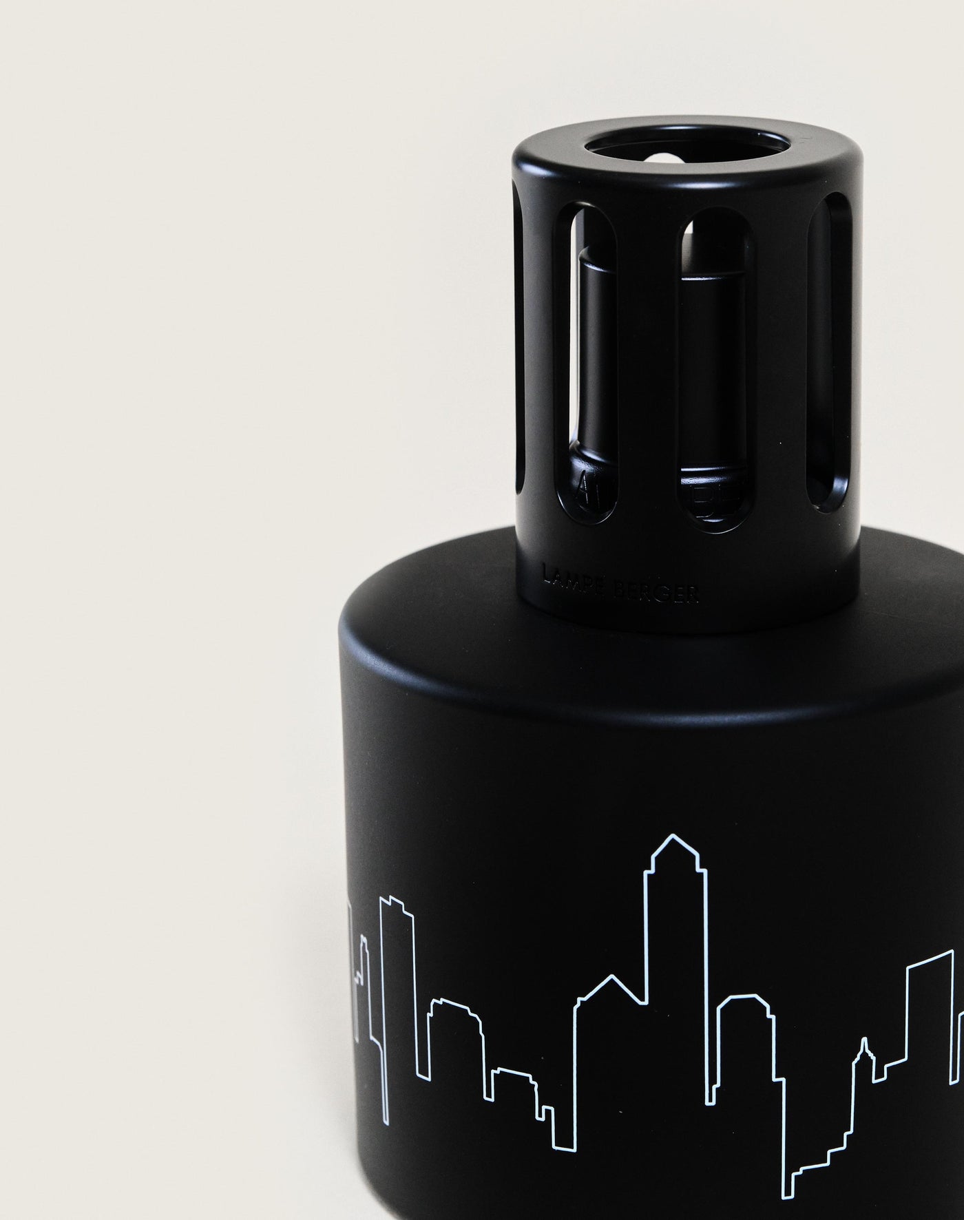 Black Skyline Lamp Berger Gift Pack