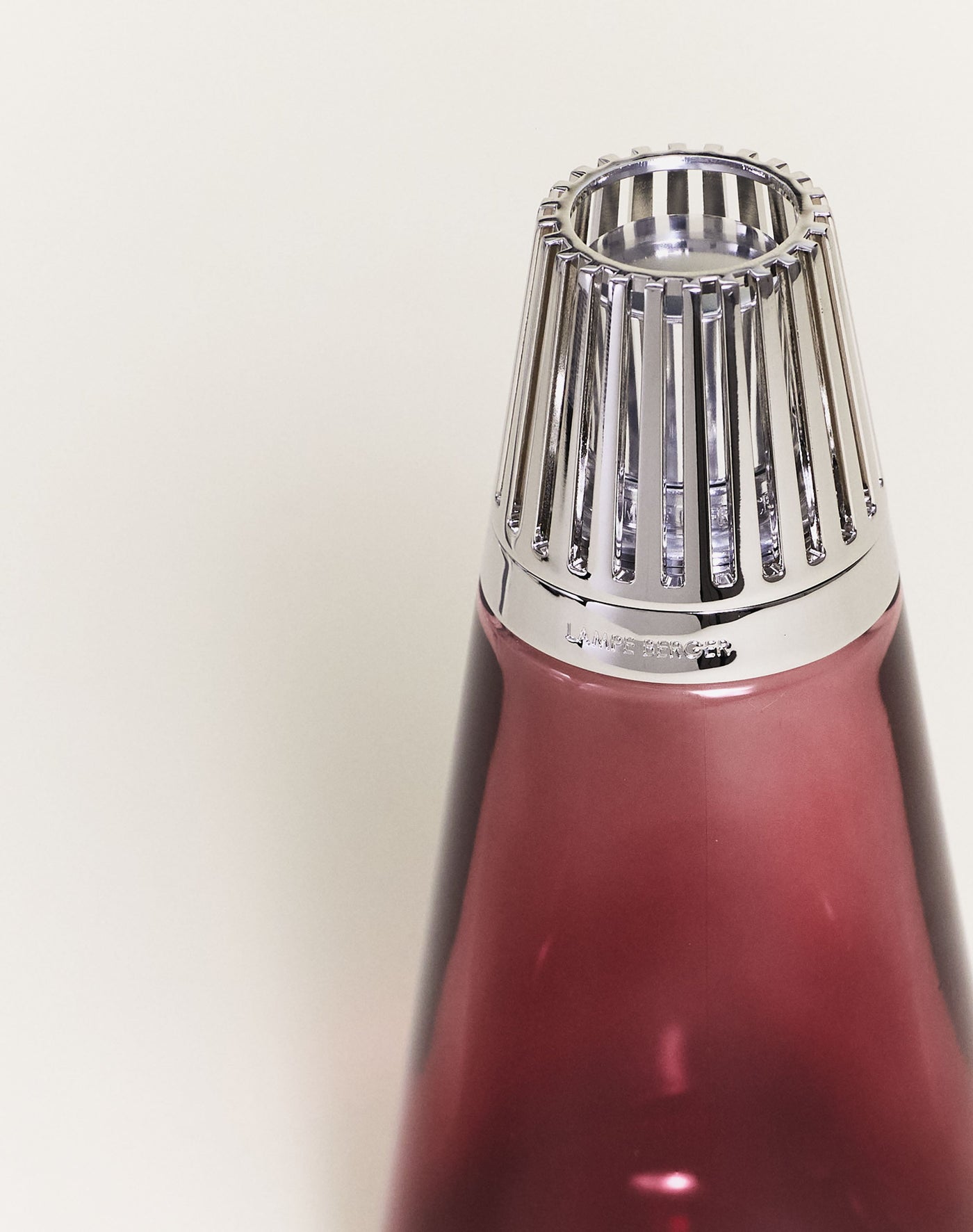 Strawberry Amphora Lamp Berger Gift Pack