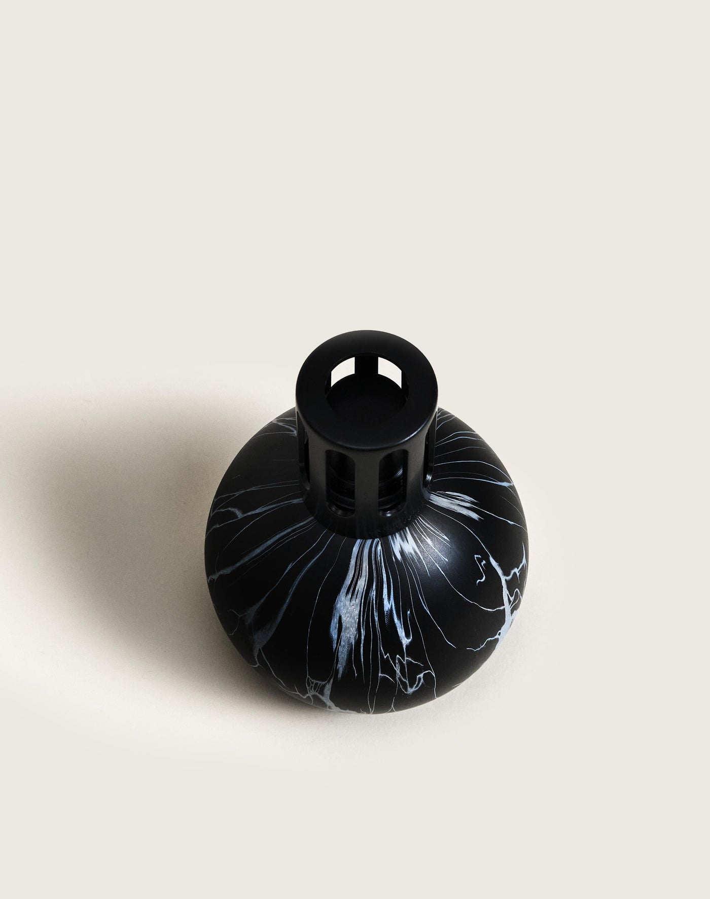 Black Marbled Lamp Berger